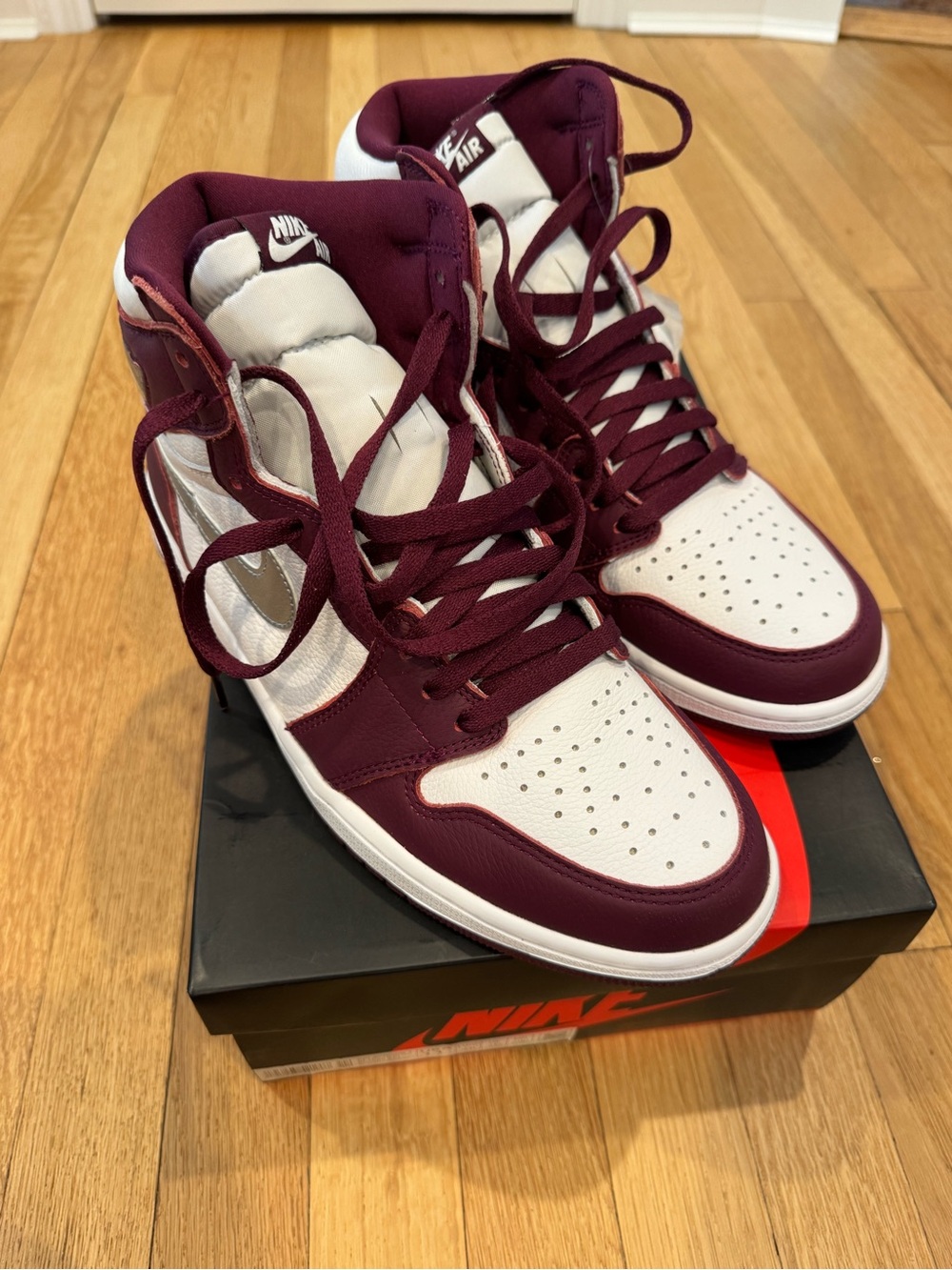 Nike Air Jordan 1 Retro High OG - White, Bordeaux, & Metallic Silver NWB